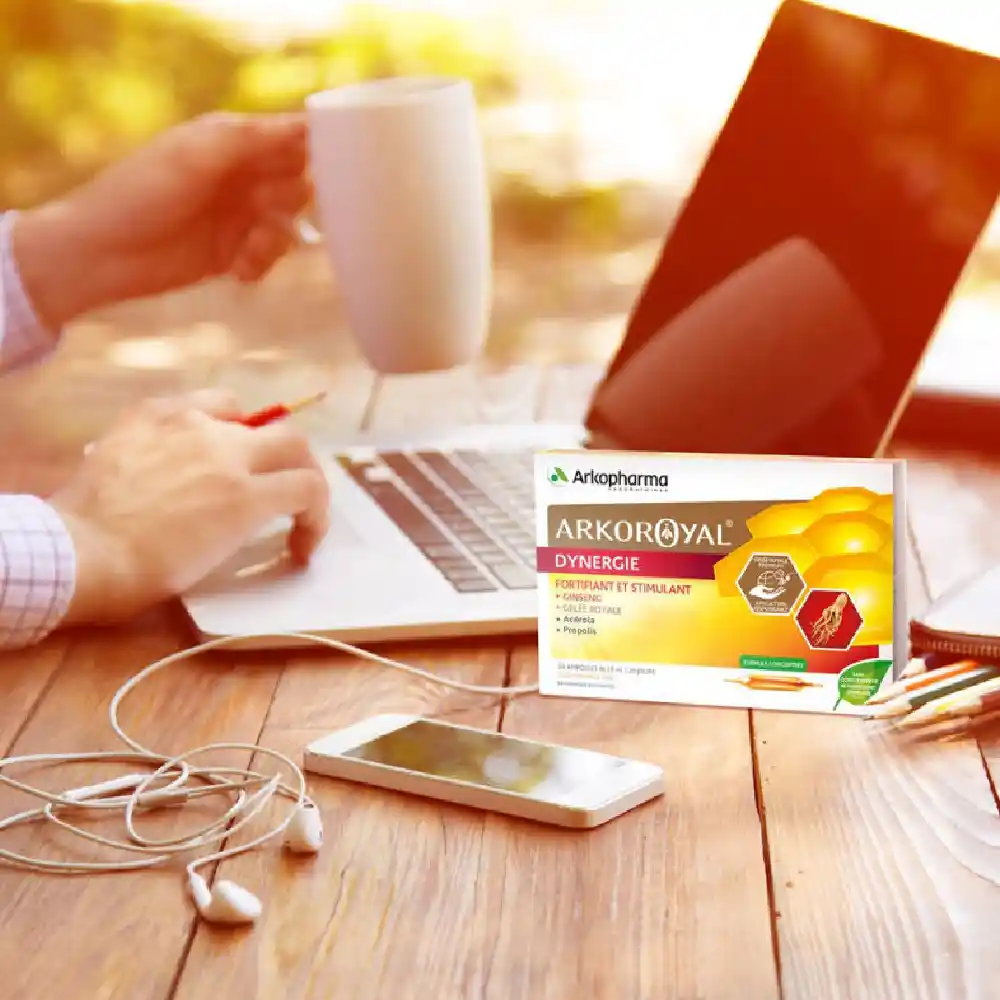 Arkoroyal Dynergie kompleks z matičnim mlečkom Arkopharma, acerolo in propolisom, ampule (20 x 10 ml)